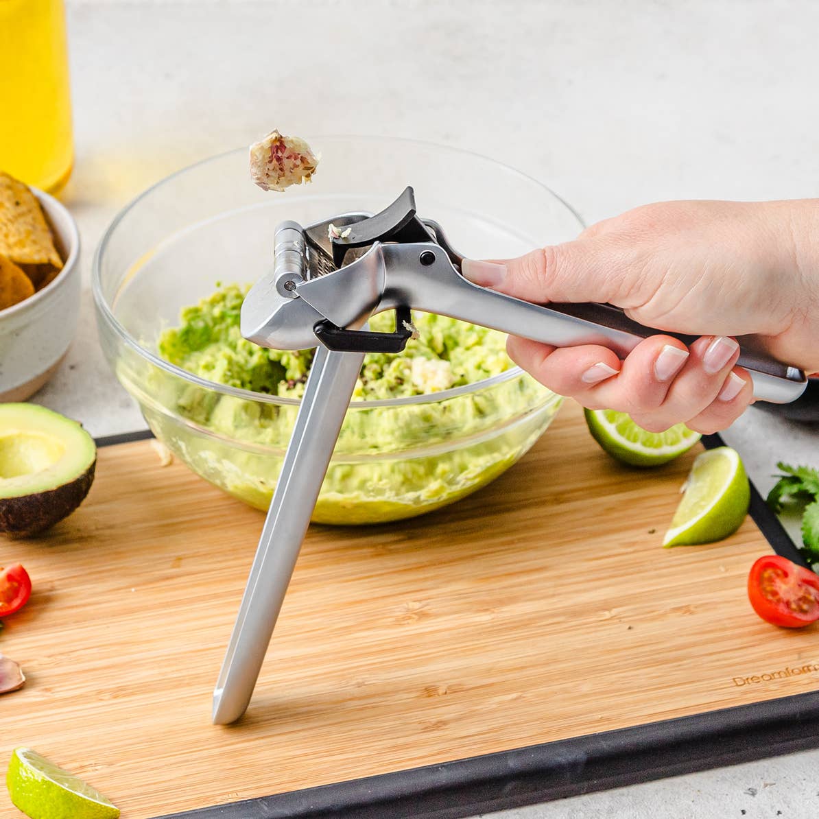 Garject - Garlic Press, Scrape, & Eject: Black