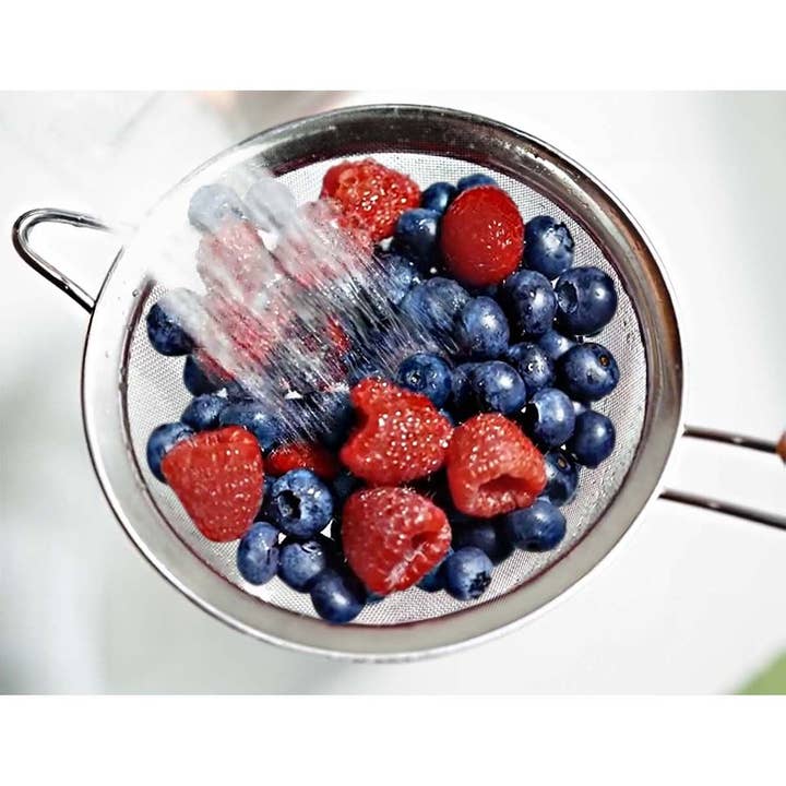 HIC Kitchen Double Mesh Strainer, 4in