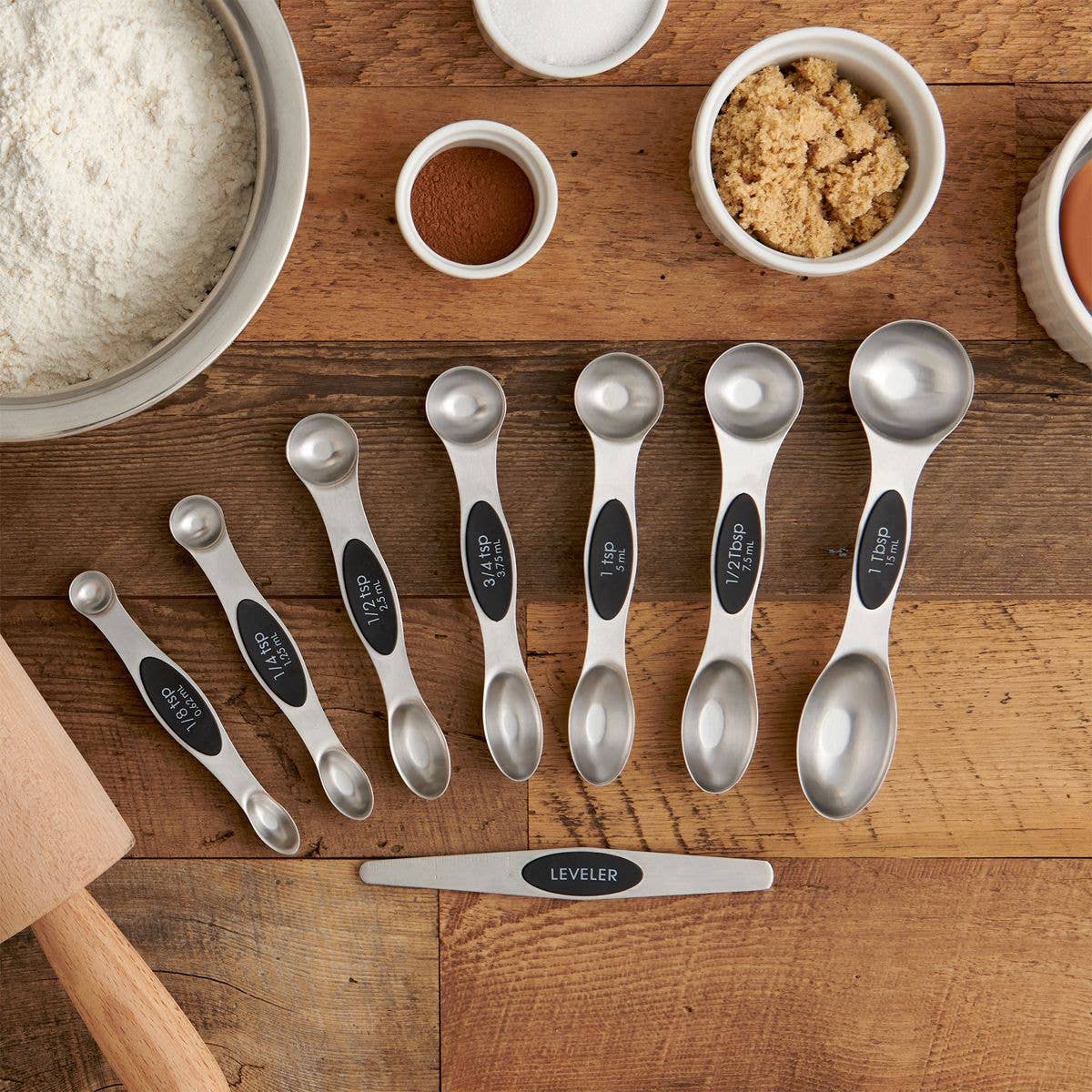 Mrs. Anderson's Magnetic Measuring Spoons With Leveler