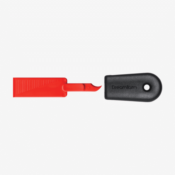 Clena - self sharpening cleaning scraper
