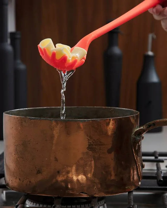 GIR Spaghetti Spoon: Studio