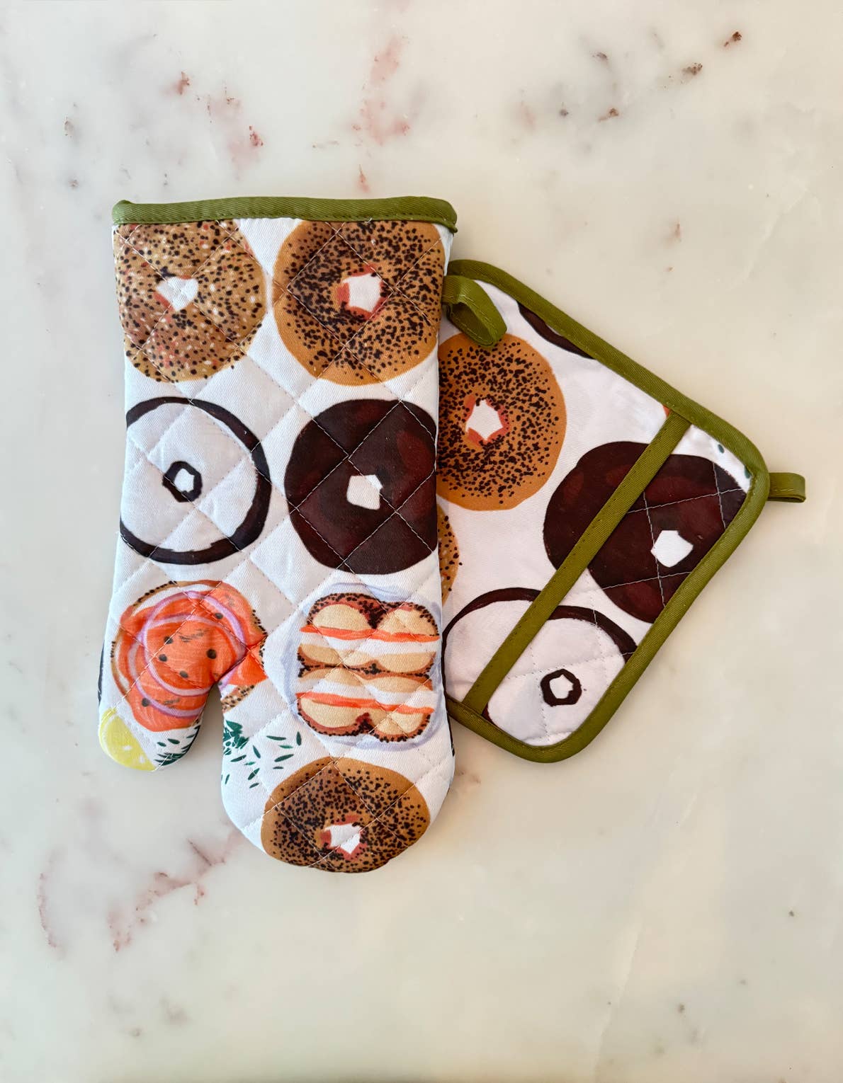 Bagel Cotton Oven Mitt + Pot Holder Set