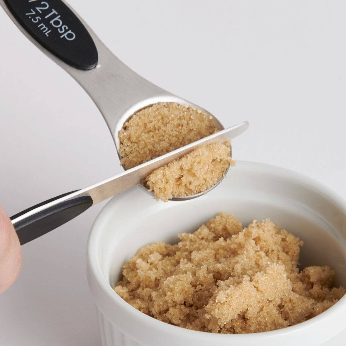 Mrs. Anderson's Magnetic Measuring Spoons With Leveler