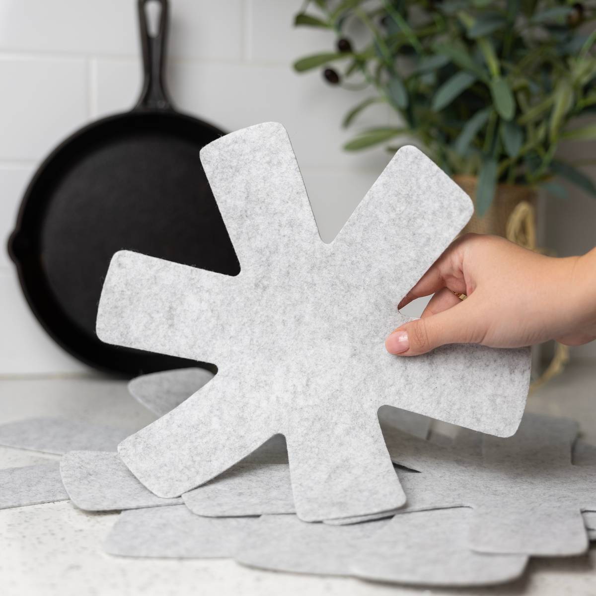 Cookware Protector Set of 5 -Grey