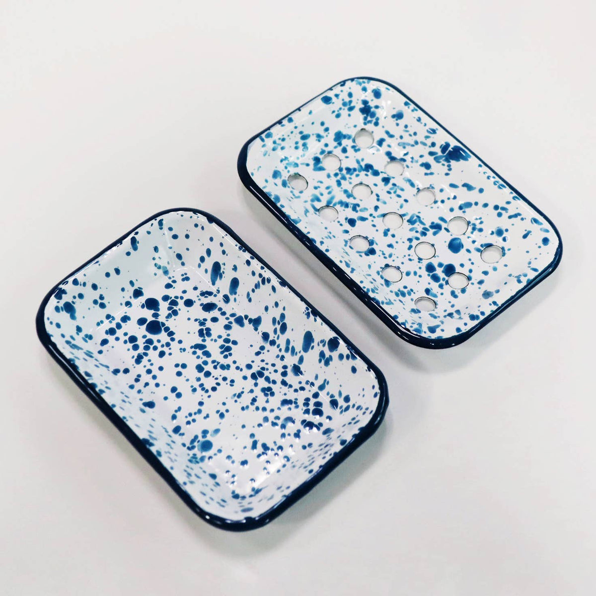 Enamel soap dish in blue marble