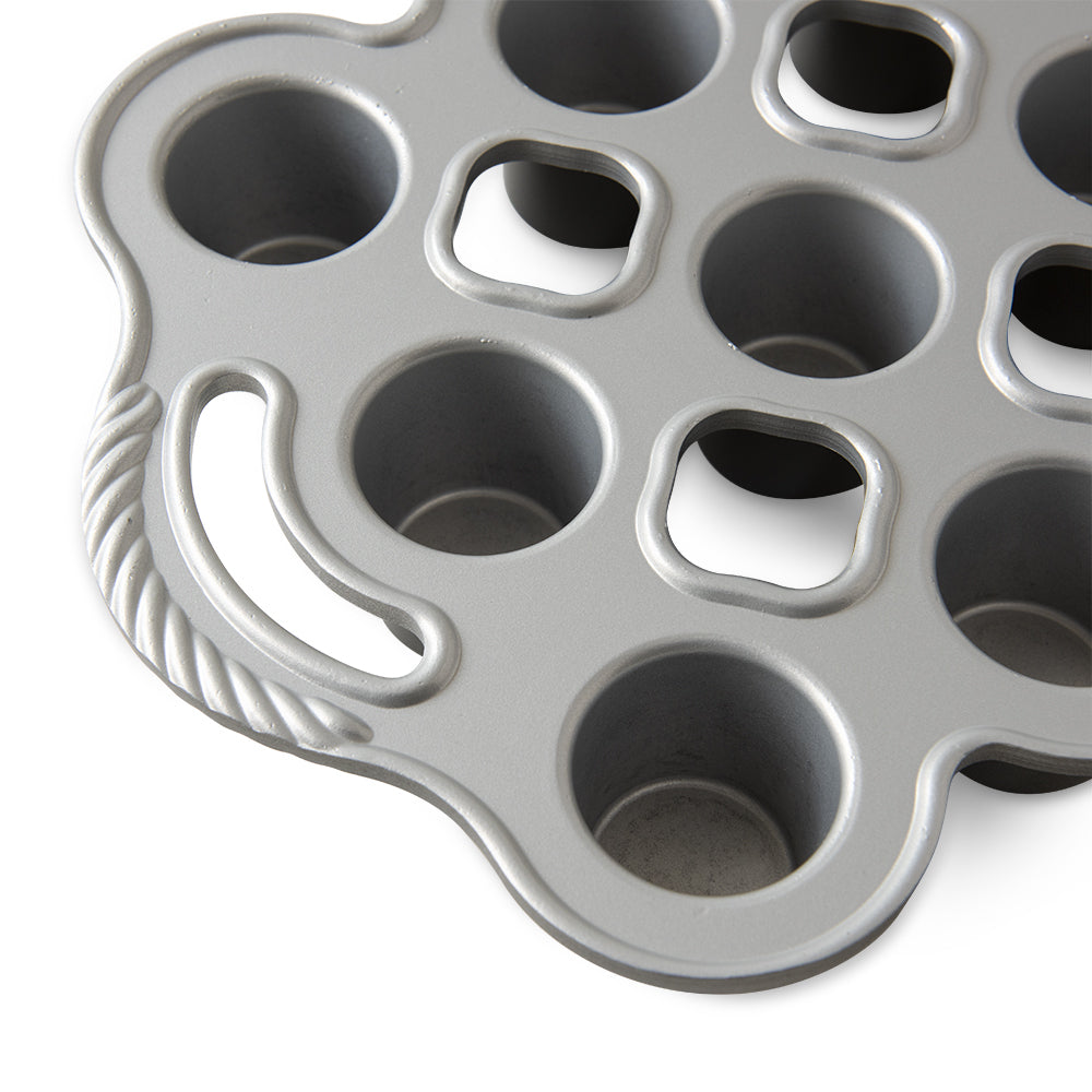 Petite Popover Pan