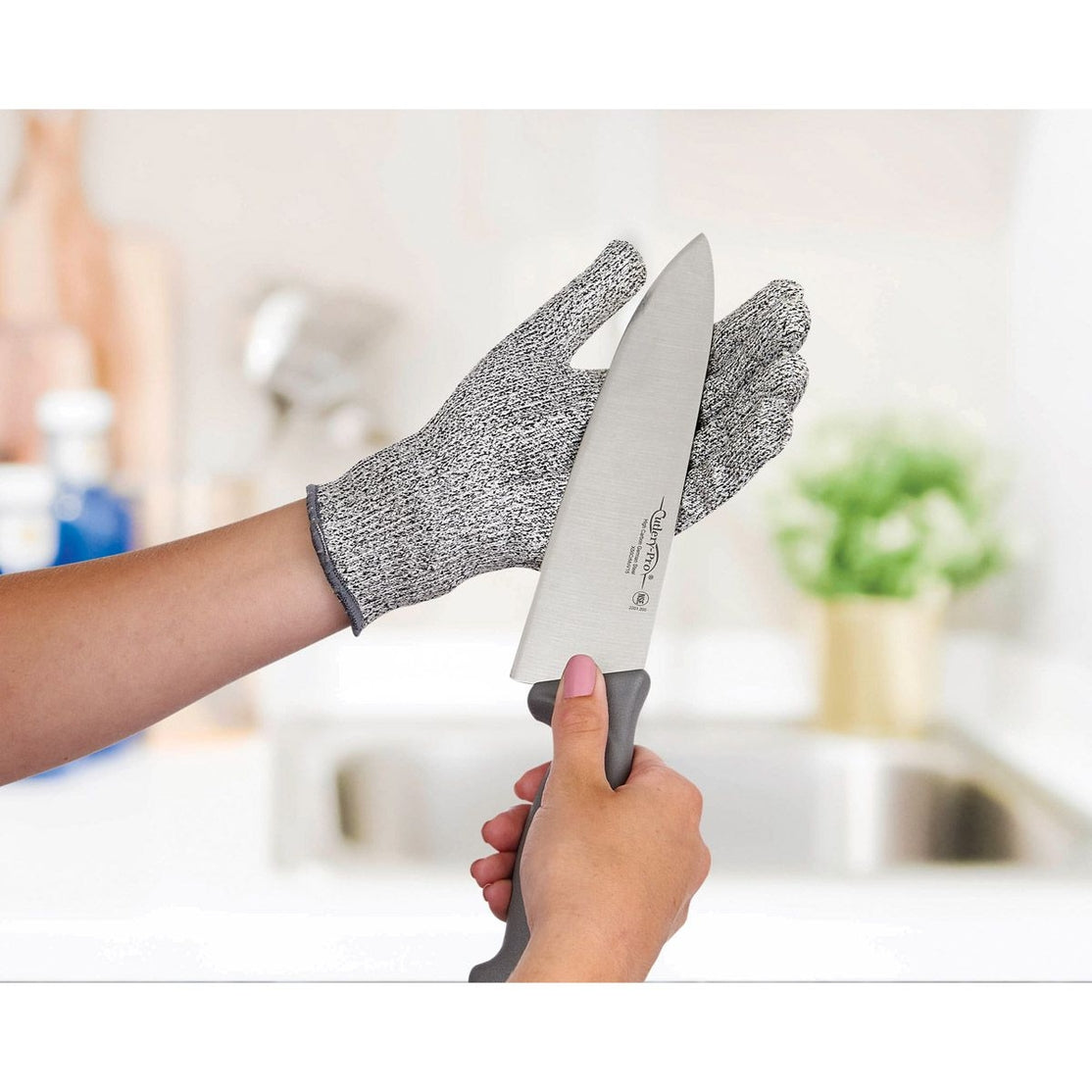 Cat Cora Mesh Glove Pair