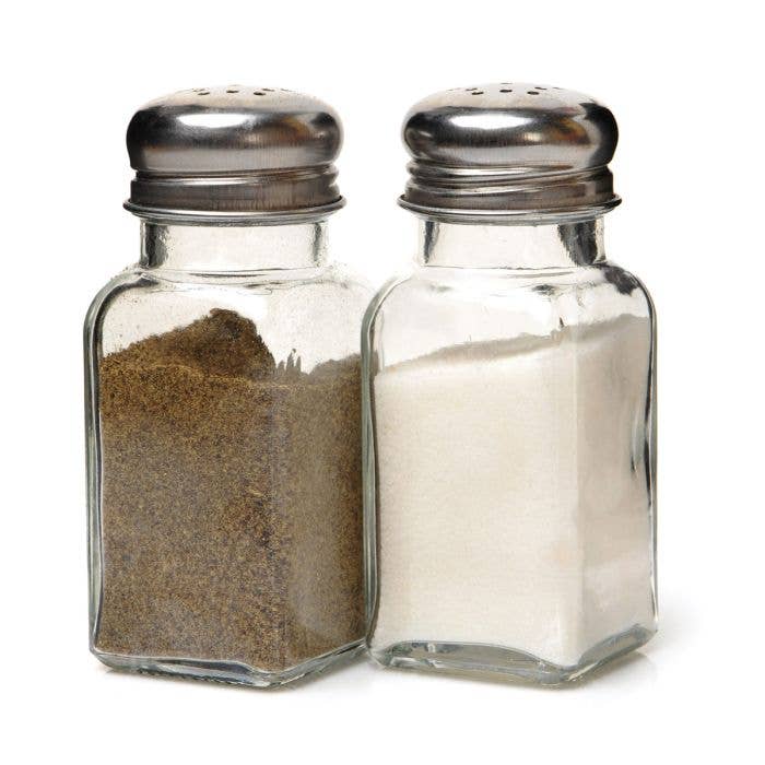 HIC Kitchen Salt Pepper Shaker, Glass, 2.5oz