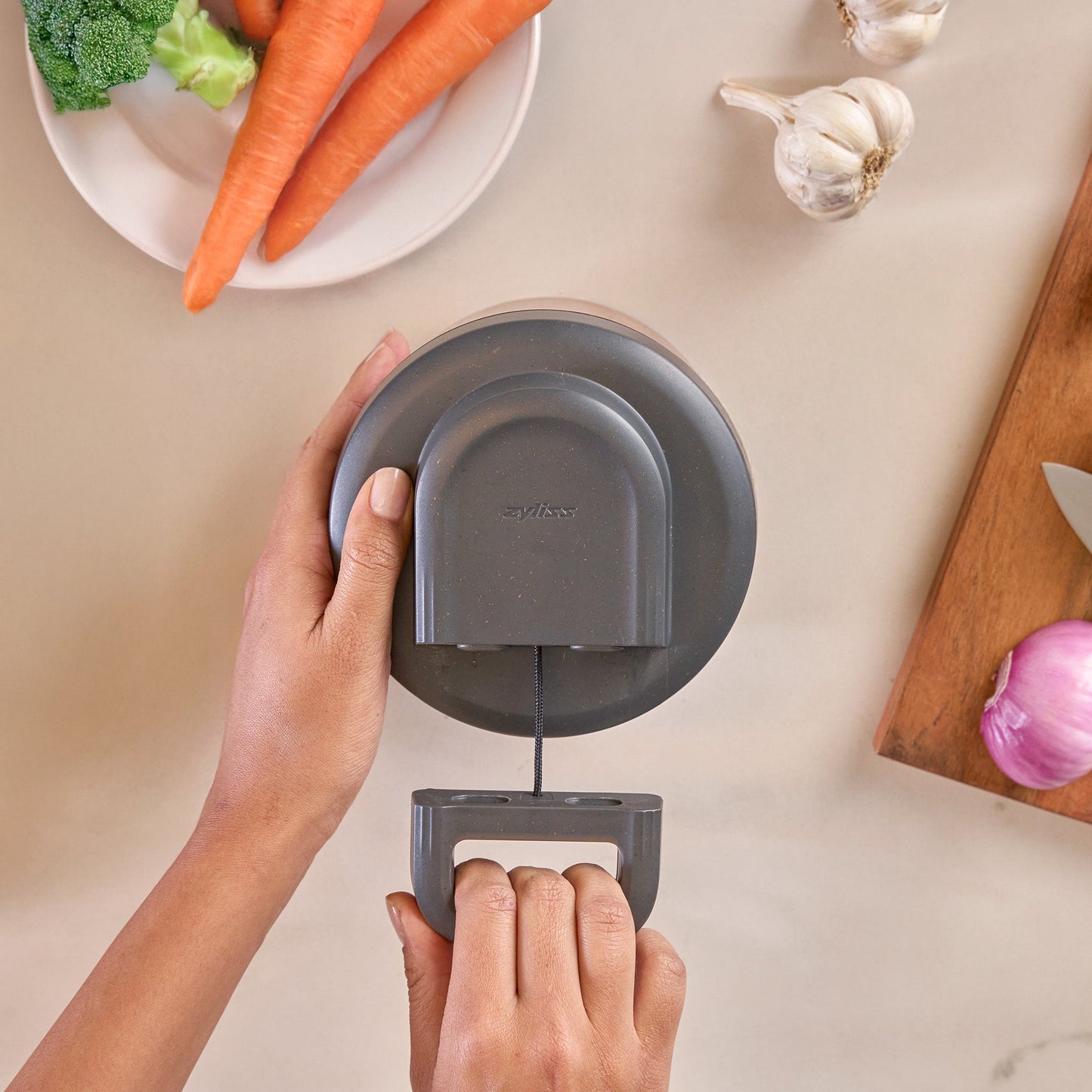 Zyliss Easy Pull Food Processor