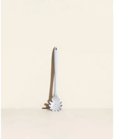 GIR Spaghetti Spoon: Studio