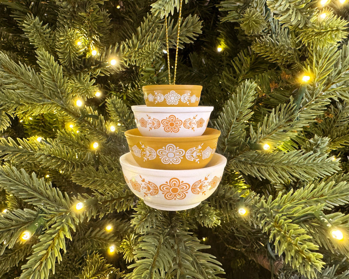 Mini Pyrex-Inspired Bowl Ornament | Retro Christmas Decor: Butterprint